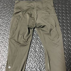 Lululemon leggings, size 6, green
